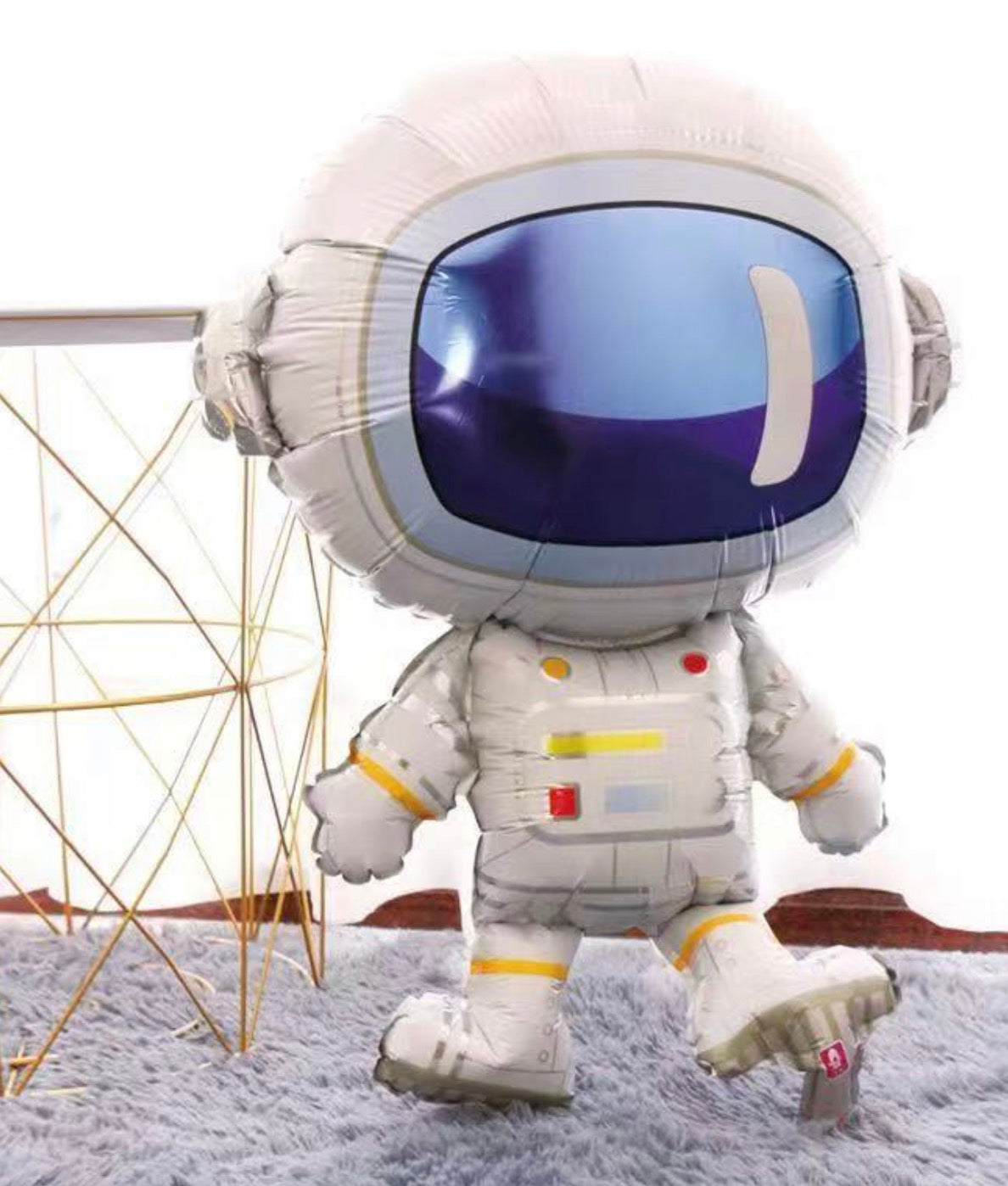 Astronauttiaiheinen foliopallo – 84 × 58 cm